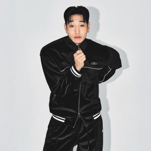 [본투윈] TRACK LINE VELVET JACKET [BLACK]