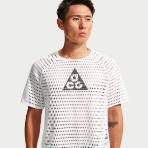 ACG 래디컬 에어플로 남성 드라이 핏 반팔 트레일 러닝 탑 IV5367-100