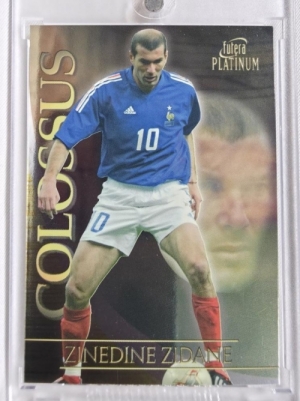 2003 FUTERA PLATINUM 퓨테라 플래티넘 지네딘 지단 COLOSSUS 축구 스포츠 포토 카드 ★