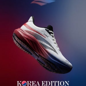 [예약판매] 글라이드 러닝화 오프화이트[KOREA EDITION]