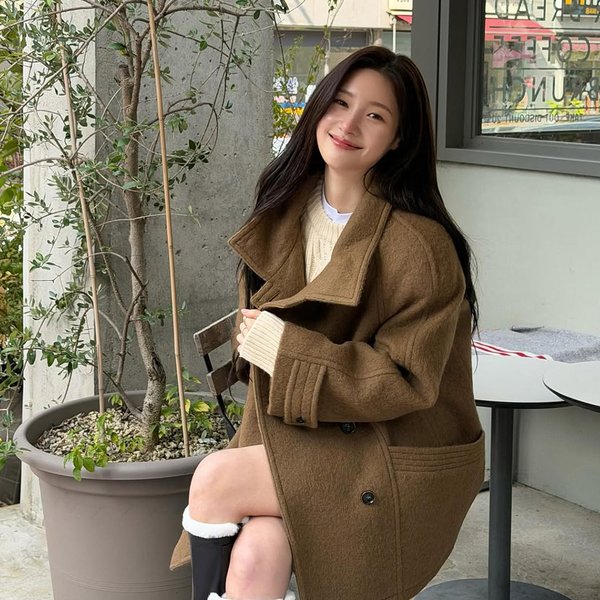 온앤온 정채연 착용 모헤어 하이넥 더블 하프코트 5WHA1392 CAMEL M_02
