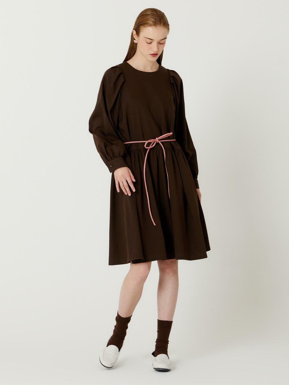 더스튜디오케이 PUFF SHIRRING MINI WOOL DRESS