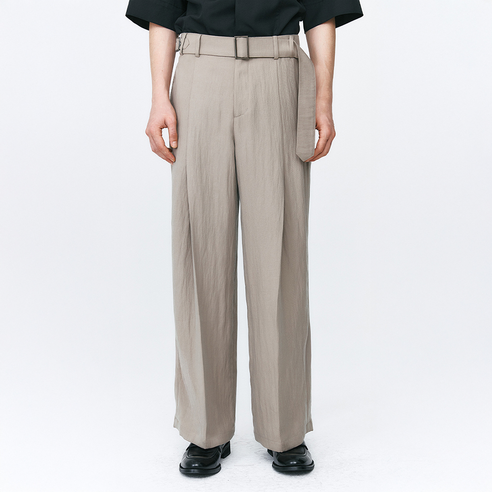 [신키아] BUCKLE STRAP WIDE TROUSERS WARM GREY