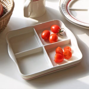 시라쿠스 쉐난고 카디날 레드라인 사각 4칸 접시 21.7cm