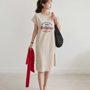 하루 종일 편안하면서도 스타일도 놓치지 않은 반팔 원피스