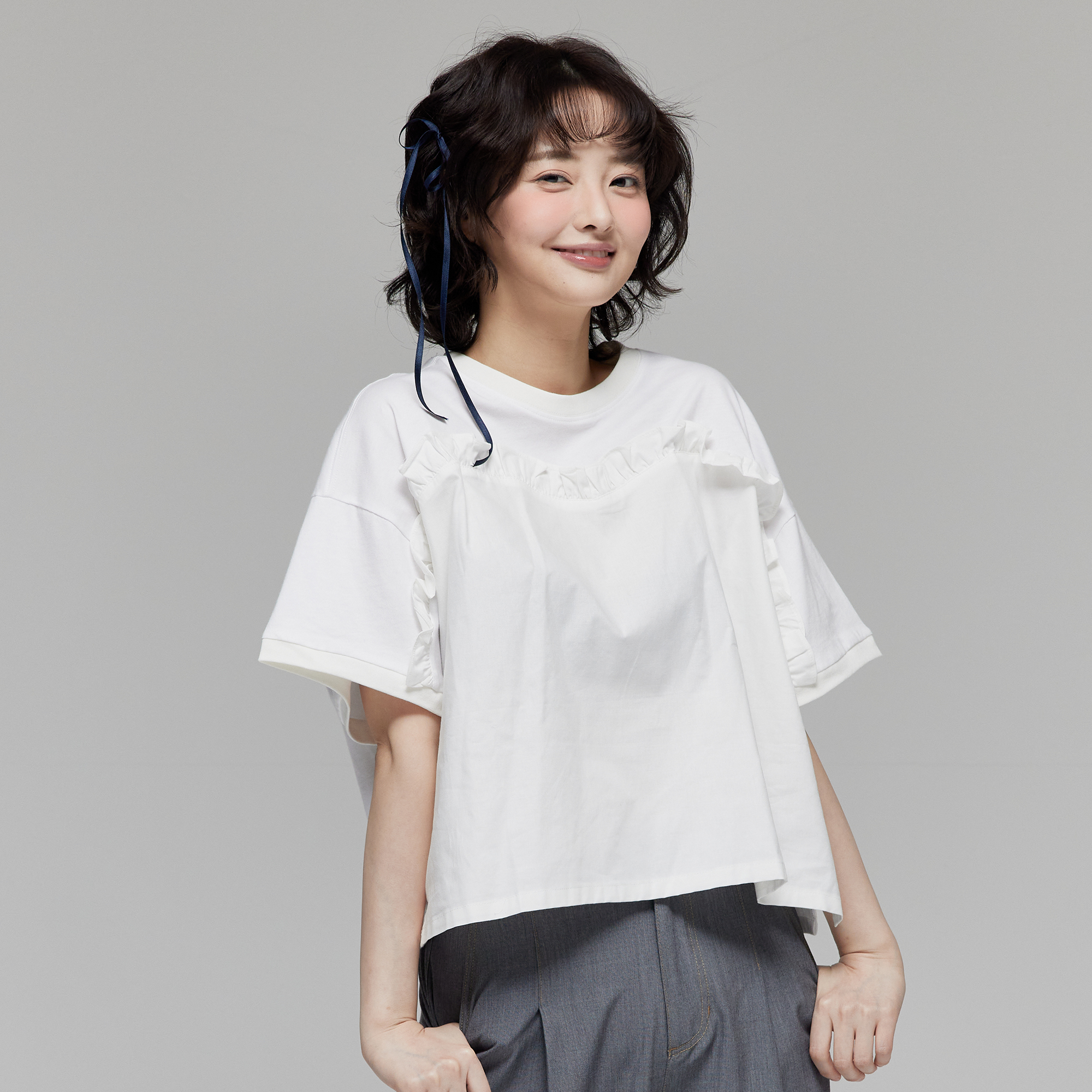 피피라핀 러플장식 블라우스형 반팔 티셔츠
