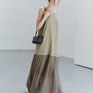 [타지타] TG_Pleated v-neck sleeveless dress_2color TG_Pleated v-neck sleeveless dress_2color