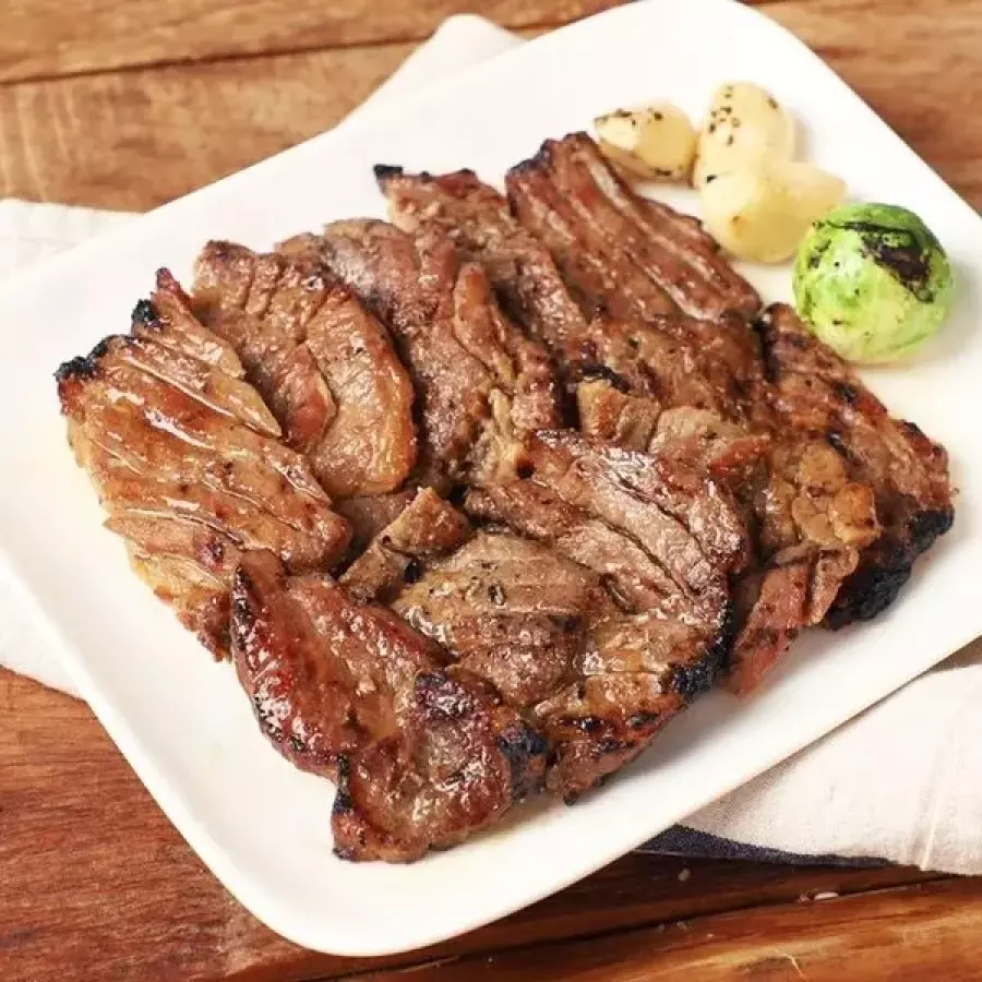 칼집 양념 목살 왕구이 600g x 4팩 +떡갈비 증정 (16,650원) (무료)