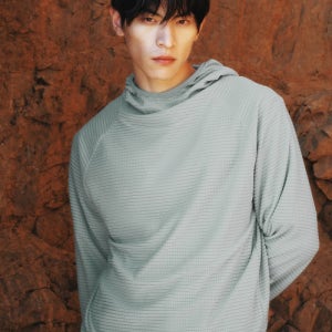 [스파오] 와플 후드 바라클라바 긴팔티_SPFWG4TC10 SPFWG4TC10