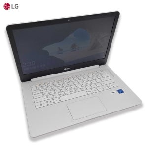 리퍼비시 LG 울트라 화이트 RAM 8GB UHD 그래픽 14인치 리퍼 노트북