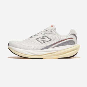 뉴발란스 NEW BALANCE 1080 V15 / M10807ZV M10807ZV