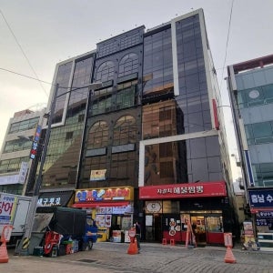 부산 아몬드키즈풀빌라 남포점 / 숙박세일 부산 중구 펜션 숙박 숙소