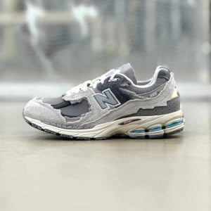 뉴발란스 2002R 프로텍션 레인 클라우드 빈티지 그레이 M2002RDA