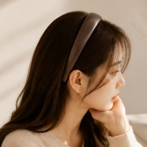 무광 인조 가죽 볼륨 라인 머리띠-2color-