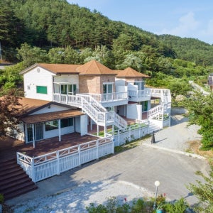 [숙박세일] 강릉 춘자여인숙 / 강원도 강릉시 펜션