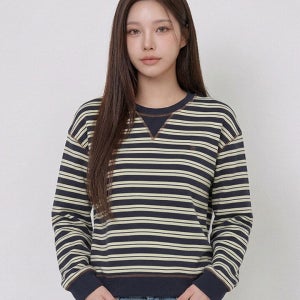 행텐 여성 기모 자수 맨투맨_네이비