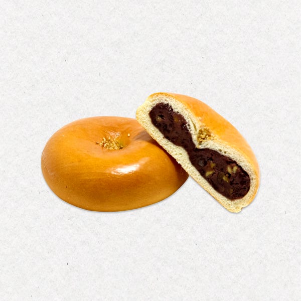 통팥,견과류가 가득한 단팥빵