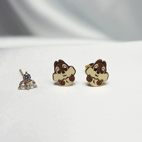 <b><p>Dney Genui ★ Heart Piglet Simulung Twties</p></b><b><p>ディズニー本物★ ハートピグレト 芯クンルク 20代の女性 ラブリーアイテム すっきりとしたピアス</p></b><br /><br /><p align='center'>