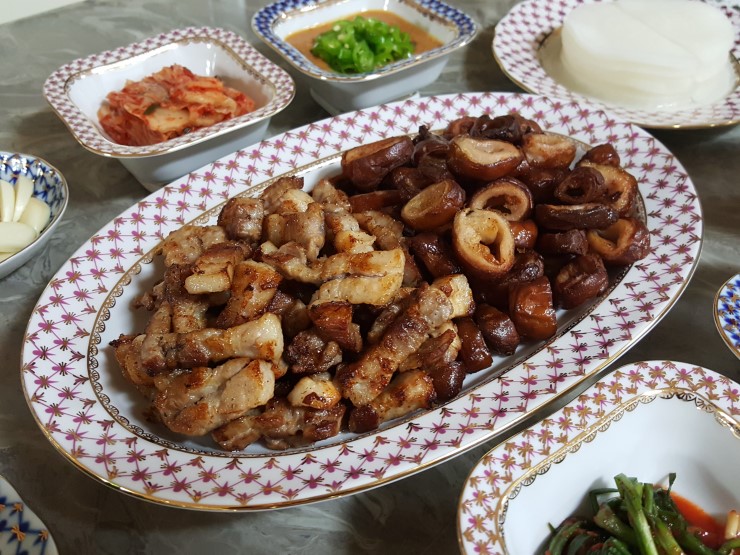 대구 와룡 초벌막창 냉동 삶은 돼지 양념 막창 곱창 구이 캠핑 요리 음식 술안주 밀키트