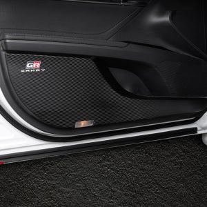 도요타 캠리 8세대 도어킥패드 도어스크래치방지