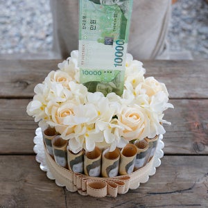 돈나오는 케이크 51호 / 돈케잌 만들기 용돈 박스 현금 케이크 기본 1단