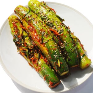 [김경희명인]진미네김치 오이소박이 1kg 아삭한 경상도김치 명인수제 100%국산 프리미엄