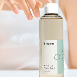 보나쥬르 비건 그린티 워터 토너 / 저분자 히알루론산 저자극 7스킨법 닦토 205ml