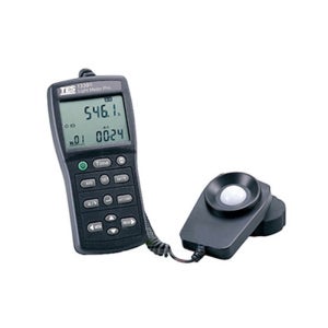 TES-1339R 휴대용 디지털 조도계 정밀급 조도측정기 LUX Meter