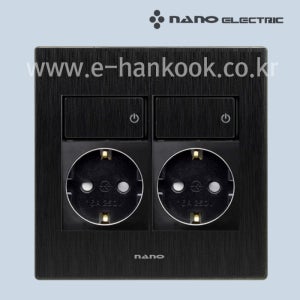 나노전기 아트2 시리즈 2개용 스위치부콘센트 / All Black