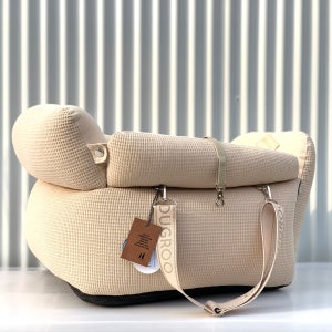 두그루 강아지카시트 애견 차량이동 반려견차시트 [프리미엄 2WAY 베이지 엠보스]