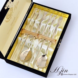 선물용으로 딱좋아요 ★[H.jin] 봉황 티타늄골드수저세트★ 할머니선물/어른선물/어르신선물/장모님선물/어버이날선물/추석선물셋트/한국기념품/시댁선물/중국인친구선물/사돈명절선물