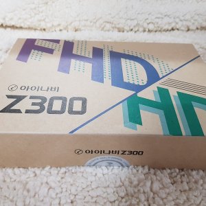 팅크웨어 아이나비 Z300 FULL HD 고화질 아이나비 블랙박스 2채널 16G