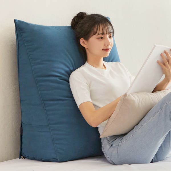삼각 등받이쿠션 쇼파 대형 침대 등쿠션 허리 중형
