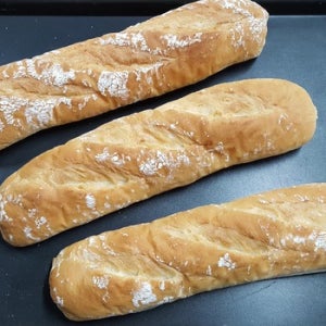 (발효종)바게트 300g 35cm / 식전빵/비건빵/1박스10개(1개당 3,700원) 감성베이크는 해썹인증 식품제조업체입니다.