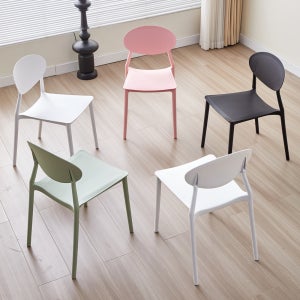 RM디자인 클로버 예쁜 사출 플라스틱 카페 인테리어 의자