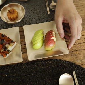 명성유기 방짜 정사각접시 유기그릇 유기찬기 놋그릇