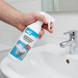 욕실 물때제거제 거품형 샤워부스 거울 유리 화장실 수전물때제거