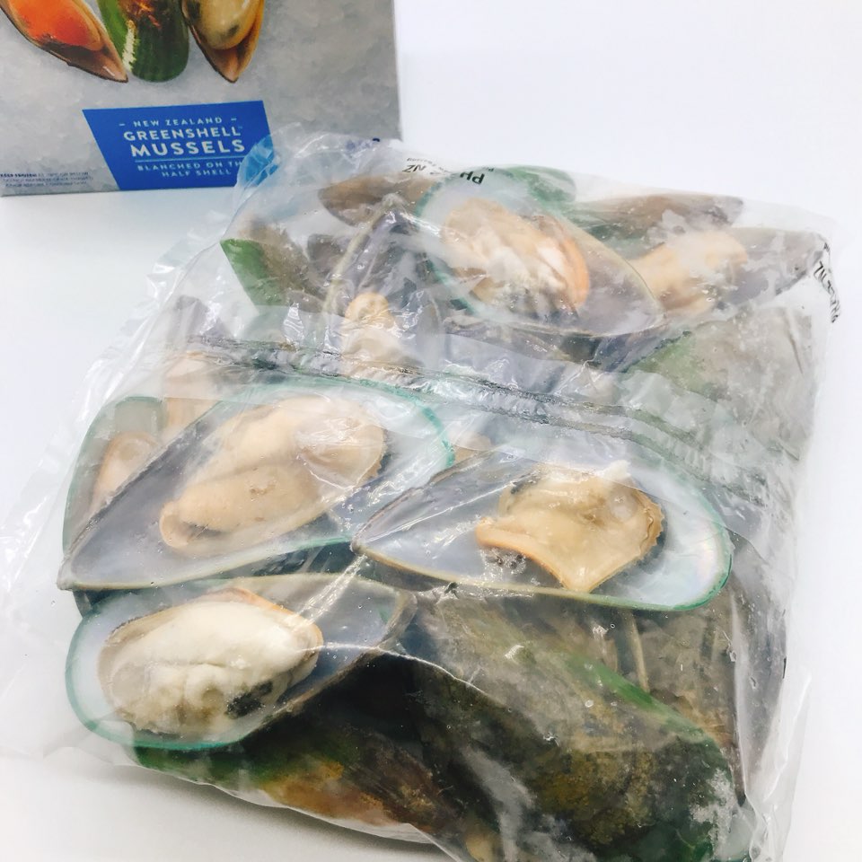 바다냄새 뉴질랜드 그린홍합M (자숙 한쪽껍질) 800g 1곽 냉동 홍합살