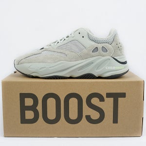 이지부스트 700 솔트 YEEZY SALT EG7487 국내당일발송