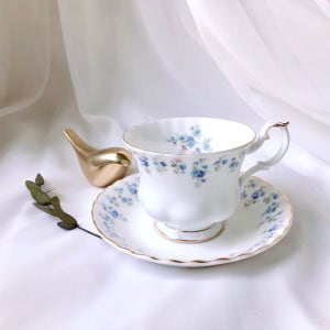청초한 메모리레인 로얄알버트 앤틱찻잔 빈티지커피잔 선물용 홈카페 그릇