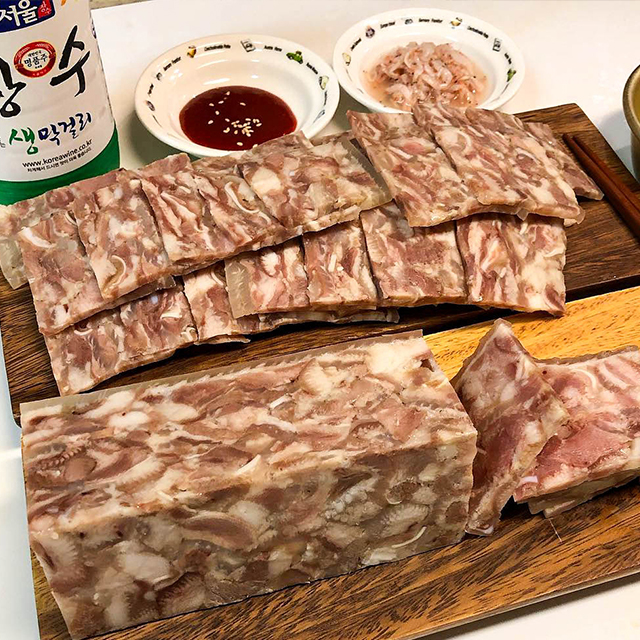 춘풍접객 삶은 돼지 머릿고기 슬라이스 1kg 국밥용 절단 국밥고기 순대국 업소용 식당용