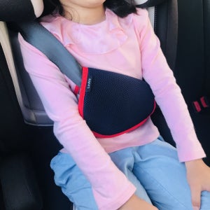 러브키즈 카시트 안전벨트 쿠션 가드 목쓸림 방지 위치조절기