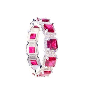 블랙핑크 리사 지수 에스파 카리나 지젤 윈터 반지 착용 - TIKOONZ ICED OUT SILVER 925 ICECUBE RED RING