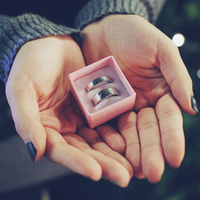 써지컬 스틸 각인 커플 이니셜 반지 4mm 6mm