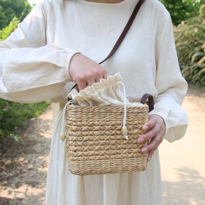 여름 크로스백 왕골 라탄가방 미니 신혼여행 휴가 여성 트렌드 핸드백