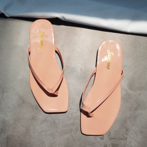 사각 여성 쪼리 핑크 여성 비치 슬리퍼 여름 바캉스 심플 기본 핏플랍