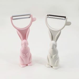 토끼 스탠드 감자칼 필러 채칼 야채껍질칼 슬라이서 2color