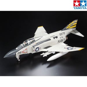 60306 타미야 1/32 맥도넬 더글라스 F-4J 팬텀 II