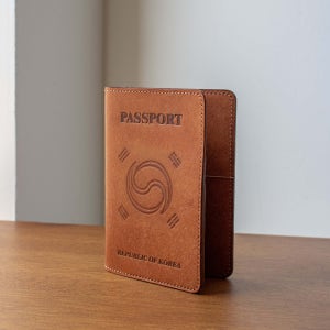 가죽 여권케이스 태극무늬 핸드메이드 베지터블 여권지갑 여행용 커플 선물