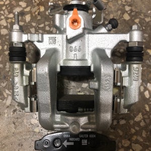 크루즈 올란도 디젤 리어캘리퍼